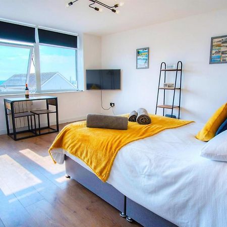 Swn Y Mor - 1 Bedroom Studio - Сондърсфут Екстериор снимка